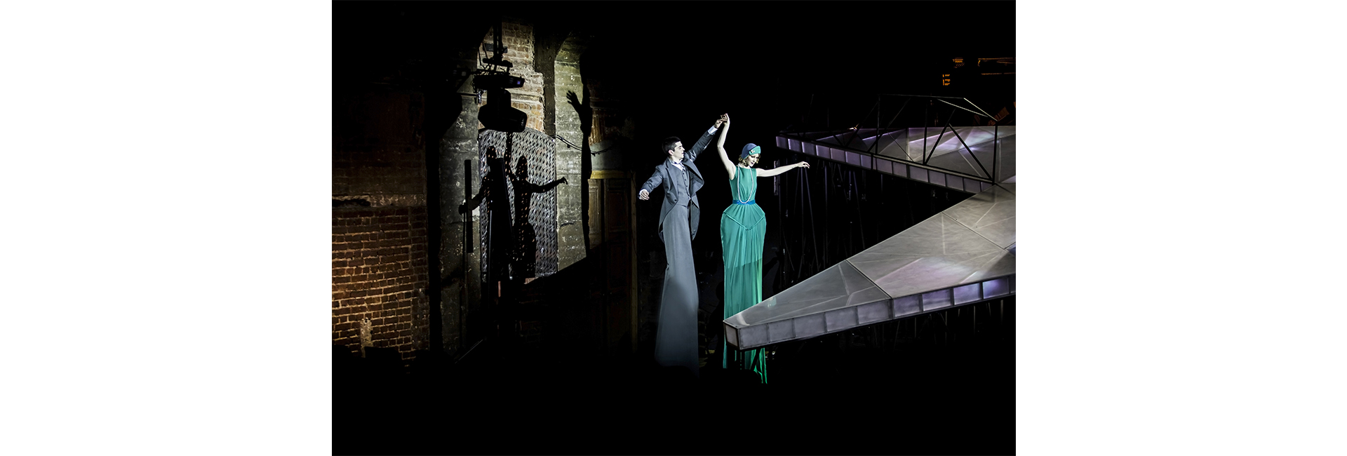 Рыба моей мечты. Спектакль «Кузмин. Форель разбивает лед» в «Гоголь-центре» (фото 2)