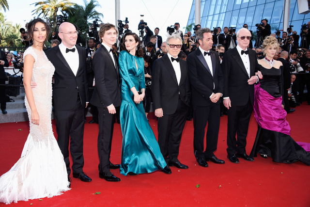 Алекс МакКуин, Пол Дано, Рейчел Вайс, Харви Кейтель, Паоло Соррентино, Майкл Кейн, Джейн Фонда Каннский дневник: "Молодость" Паоло Соррентино и любимый дизайнер Эмили Блант (фото 1)