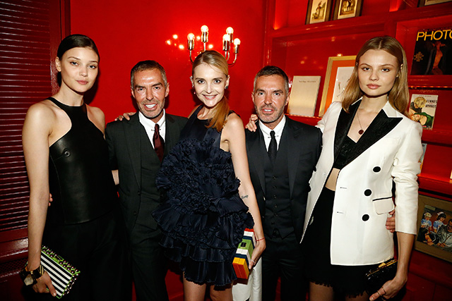 Диана Молдован, Ден Кейтен, Снежана Онопко, Дин Кейтен и Магдалена Фраковяк Бренд Dsquared2 отпраздновал свое 20-летие в Париже (фото 1)