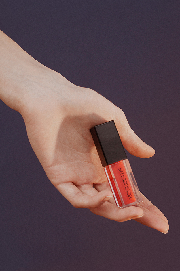 Жидкая матовая помада Always On от Smashbox — выбор Buro 24/7 (фото 1)