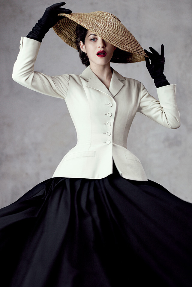 Музей Кристиана Диора проведет выставку Dior the New Look Revolution (фото 1)