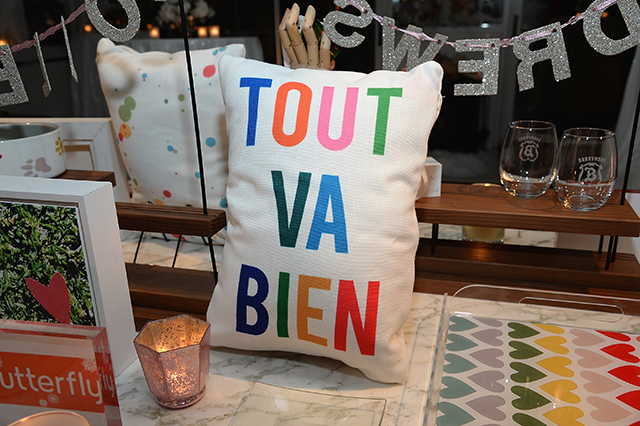 В преддверии праздников: Дрю Бэрримор представила коллекцию домашнего декора для Shutterfly (фото 3)