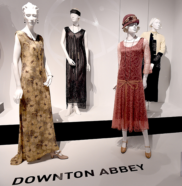 Выставка костюмов из самых популярных сериалов (фото 4)