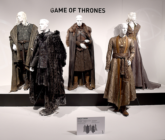 Выставка костюмов из самых популярных сериалов (фото 2)
