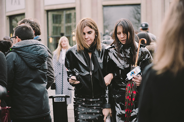 Неделя моды в Париже, осень-зима 2016: street style. Часть 9 (фото 2)