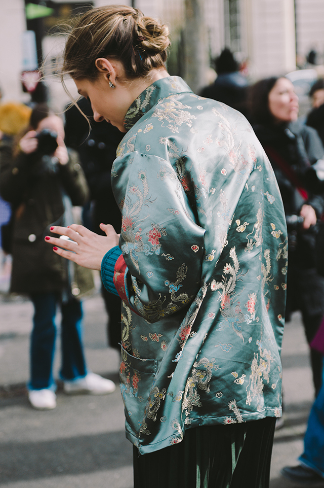 Неделя моды в Париже, осень-зима 2016: street style. Часть 9 (фото 9)