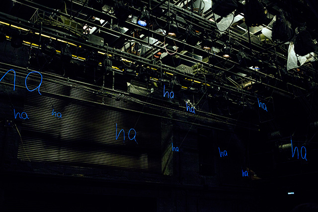 Променад и допрос с пристрастием: открытие новой сцены Театра имени Маяковского (фото 1)