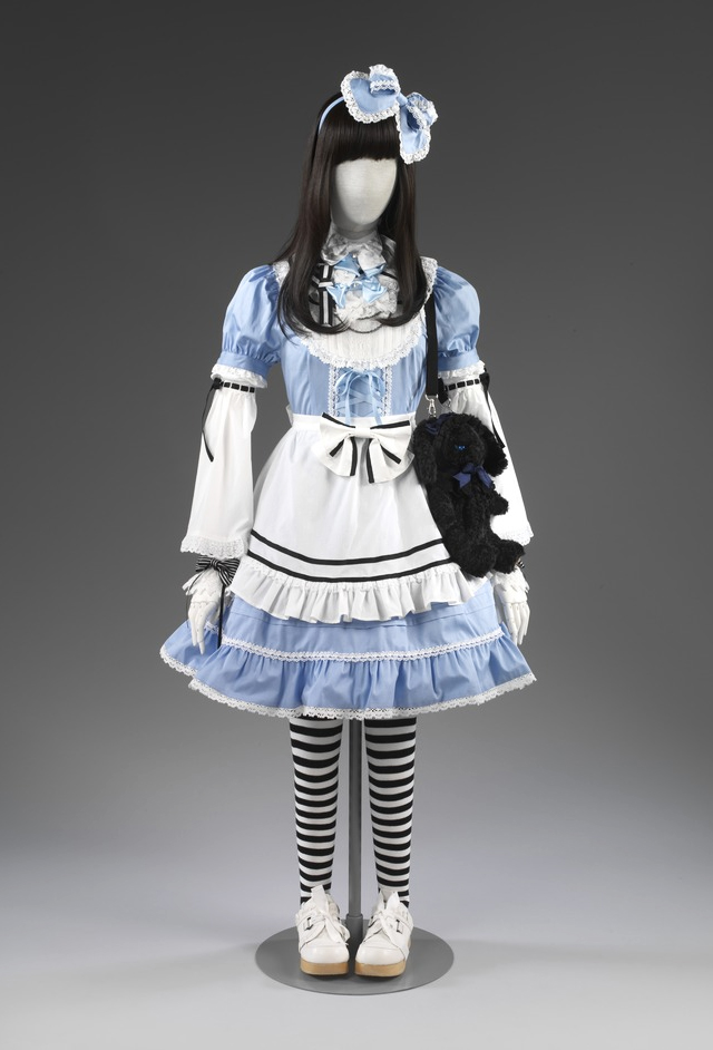 Наряды Алисы в Стране чудес: детская выставка в Музее V&A (фото 2)