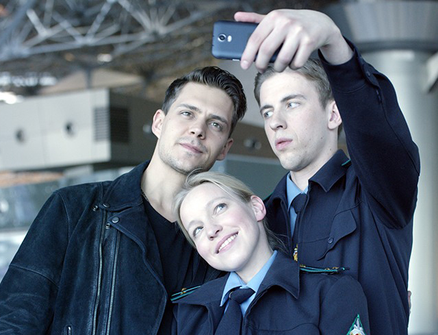 Анна Чиповская, Равшана Куркова и другие в трейлере "Без границ" (фото 3)