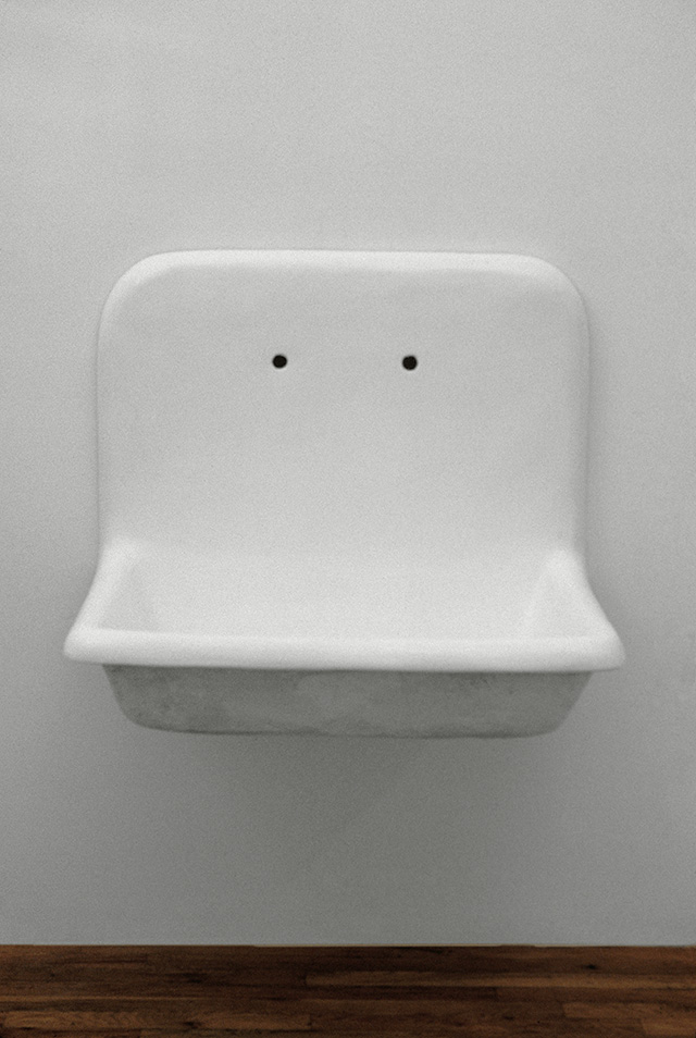 Без названия, 1984 В нью-йоркском МоМА открылась ретроспектива Роберта Гобера (фото 2)