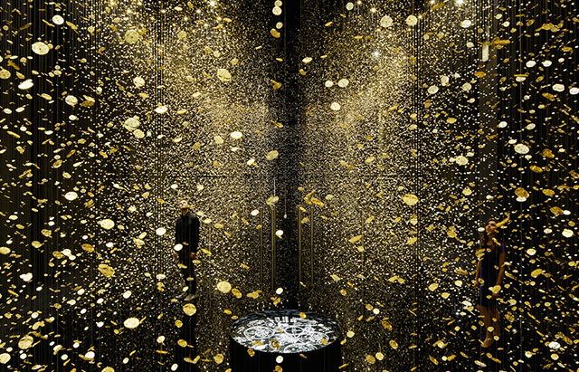 В Токио открылась арт-инсталляция из 80 тысяч циферблатов (фото 1)