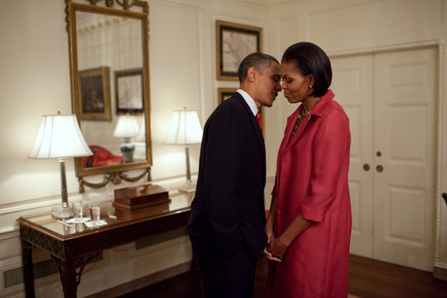 Найден актер на роль Барака Обамы в фильме о любви президента и первой леди (фото 1)