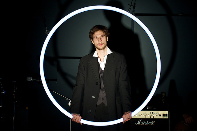 Великолепная "двадцатка" и Михаил Барышников: лучшие спектакли календарного года (фото 9)