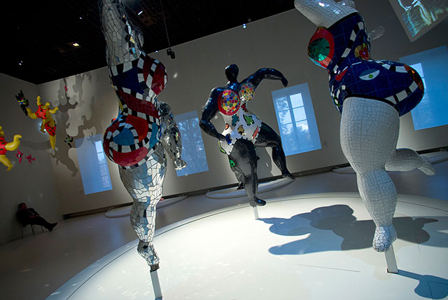 В Париже впервые за 20 лет выставляют Ники де Сен-Фаль (фото 1)