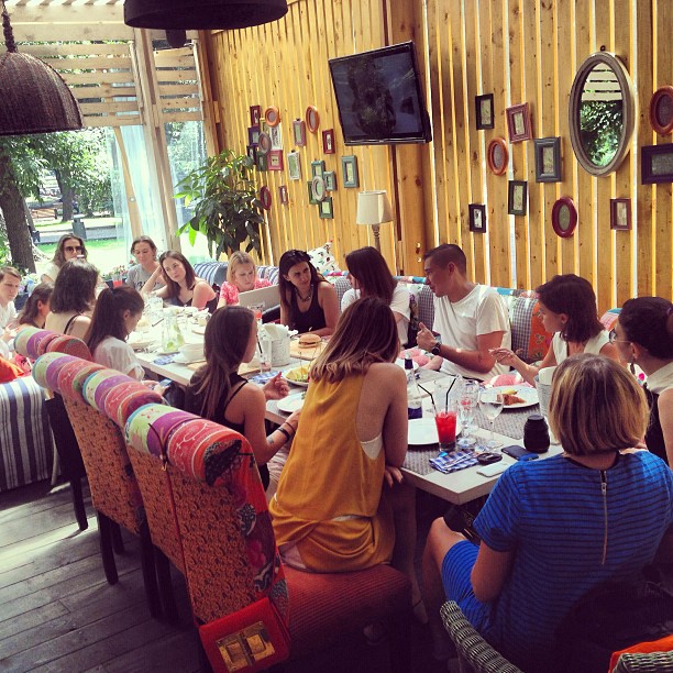 Выездная редакция Buro 24/7 в Парке Горького (фото 4)