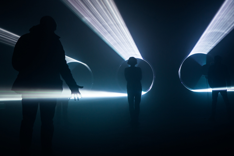 "Параллели": световая инсталляция MINI и UVA (фото 1)