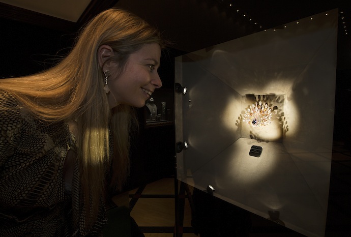 Украшения Graff на TEFAF 2013