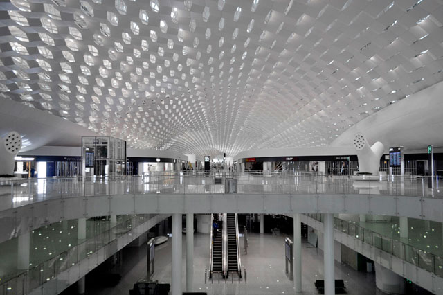 Архитекторы Studio Fuksas возвели аэропорт в Шэньчжене (фото 9)