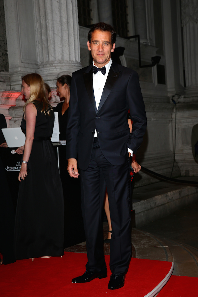 Клайв Оуэн Клайв Оуэн и Милла Йовович на званом ужине в Венеции (фото 1)