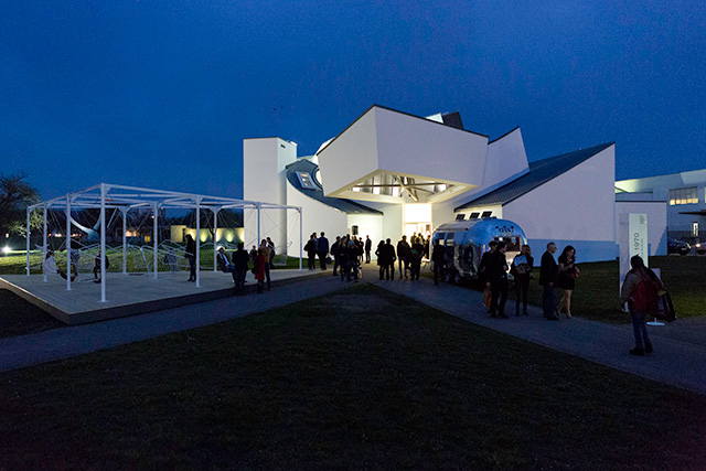 Инсталляции "мюнхенского проектировщика" в Музее дизайна Vitra (фото 2)