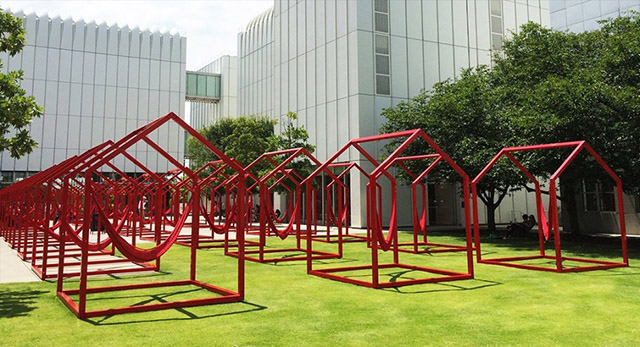 Инсталляция "Мой дом — твой дом" в Атланте (фото 1)