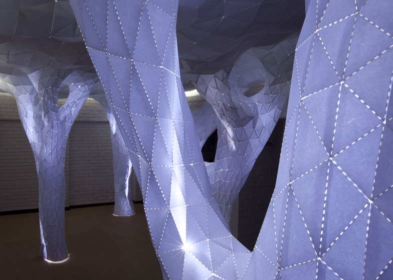 Светящийся лес: инсталляция Vana в Нью-Дели (фото 5)