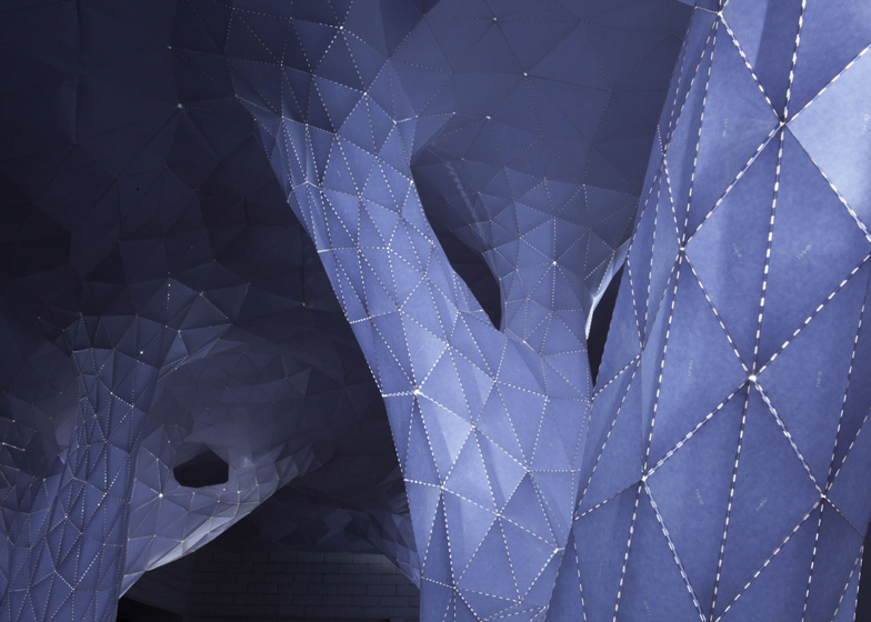 Светящийся лес: инсталляция Vana в Нью-Дели (фото 4)