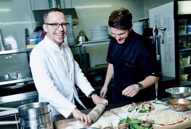 Антон Белов и Денис Калмыш Книга недели: "Повар в "Гараже" — Денис Калмыш (фото 3)