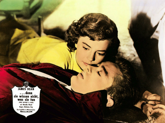 Кадр из фильма "Бунтарь без идеала"