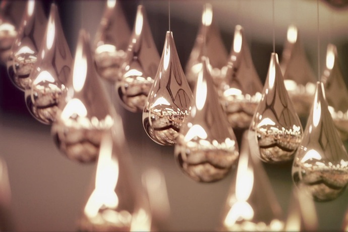 Иоахим Саутер. Инсталляция "Кинетический дождь", Сингапур, 2012