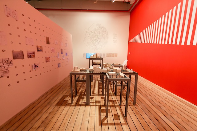 Выставка Do It открылась в "Гараже" (фото 3)