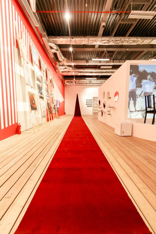 Выставка Do It открылась в "Гараже" (фото 20)