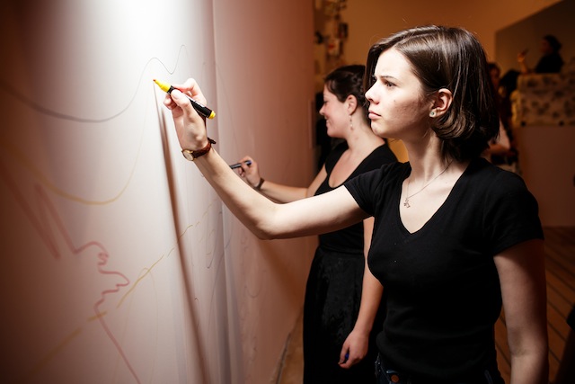 Выставка Do It открылась в "Гараже" (фото 8)