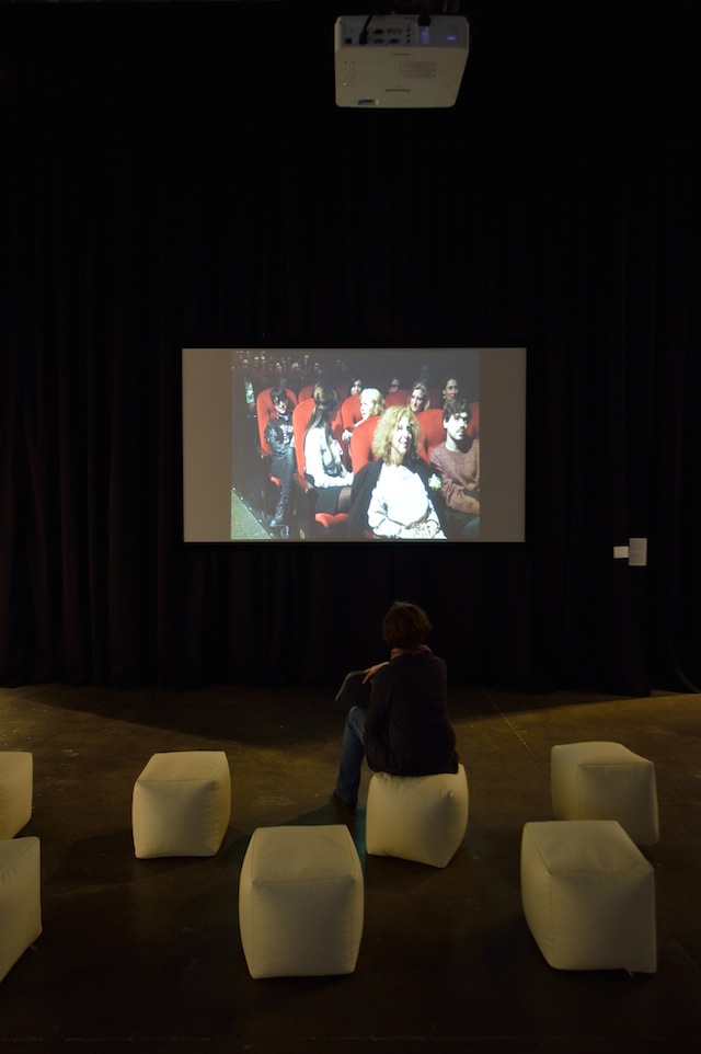 Лиз Мэджик Лейзер. "Я чувствую твою боль", 2011. Видеодокументация, сделанная на биеннале Performa 2011. 80 мин