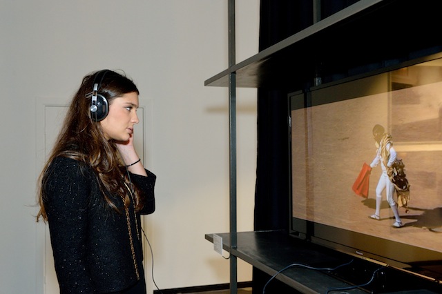 Нандипха Мнтамбо. "Рабочий процесс", 2008. 2 мин. 30 сек