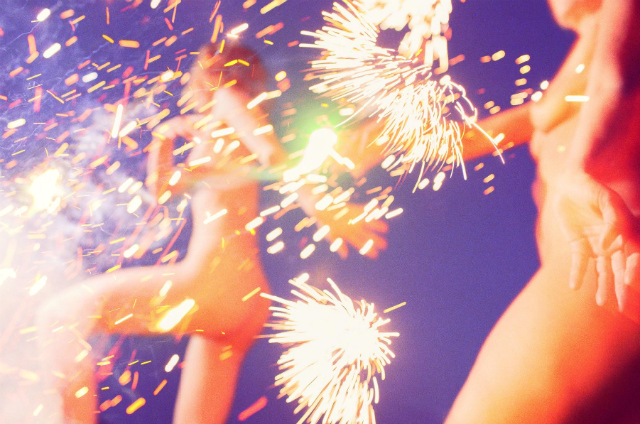 Райан МакГинли. Hand Out, 2013. Стенд Galerie Perrotin Обзор второй ярмарки Art Basel HK в Гонконге (фото 7)