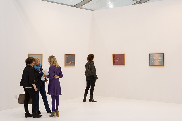 Обзор Buro24/7: Третья ярмарка современного искусства Frieze NY (фото 2)