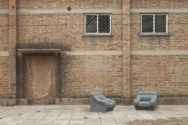 Ай Вэйвэй. Sofa in Grey (pair), 2011 Vanity Fair назвал топ-10 ныне живущих художников (фото 8)