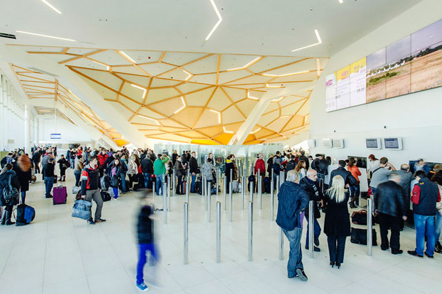 UNStudio построили новый аэропорт в Грузии (фото 7)