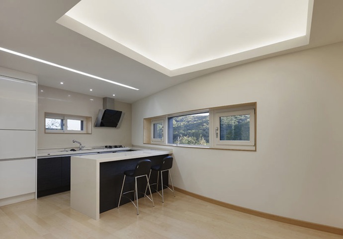 Изогнутый дом в Корее (фото 9)