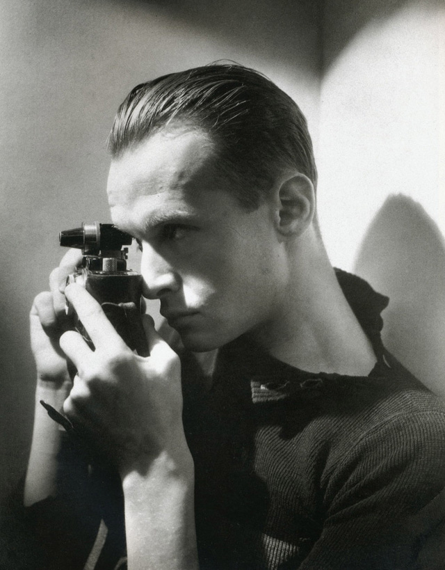 Георгий Гойнинген-Гюне. Портрет Анри-Картье Брессона, Нью-Йорк, 1935 Георгий Гойнинген-Гюне. Портрет Анри-Картье Брессона, Нью-Йорк, 1935