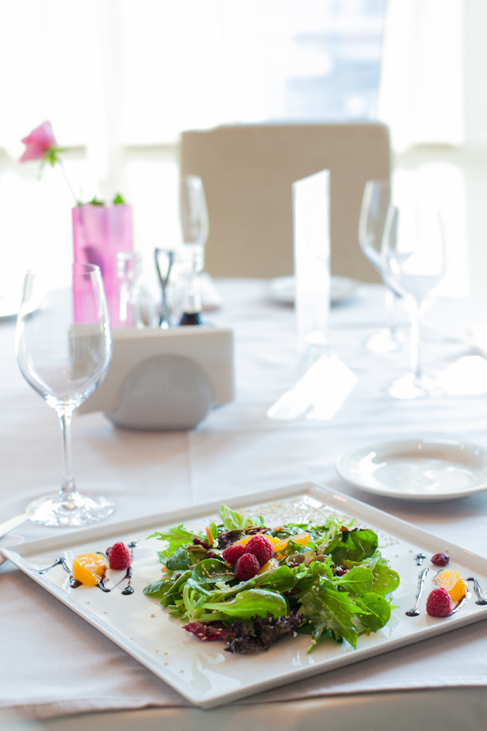 Салат с сушеной клюквой и апельсином Салат с сушеной клюквой и апельсином