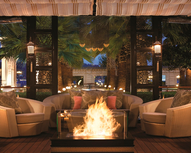 Отель Çırağan Palace Kempinski Istanbul в османском дворце (фото 2)