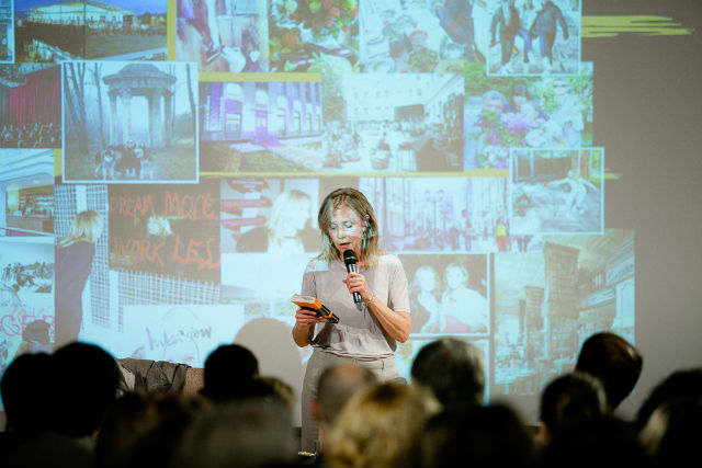 "Бесценная Москва" Алены Долецкой в Музее "Гараж" (фото 8)