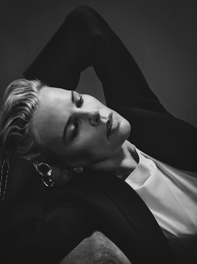 Ким Бейсингер в объективе Крейга МакДина (фото 3)