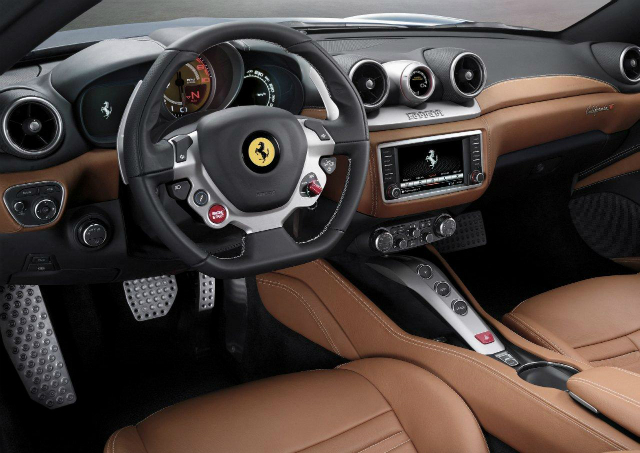 Новый Ferrari California T (фото 7)
