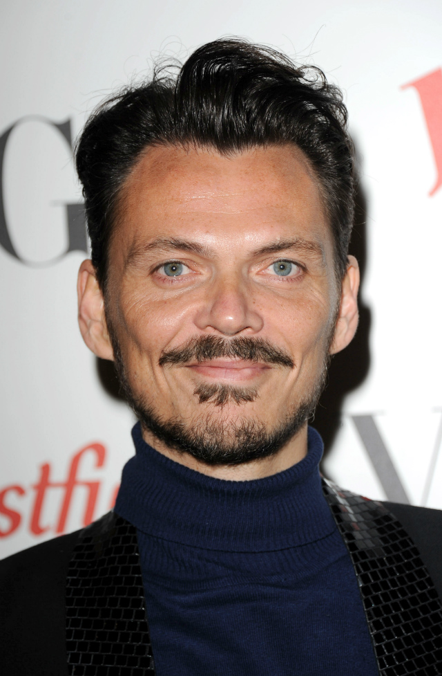 Мэттью Уилльямсон Мэттью Уилльямсон