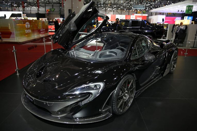 Международный автосалон в Женеве: курс на ретро и футуризм (фото 1)