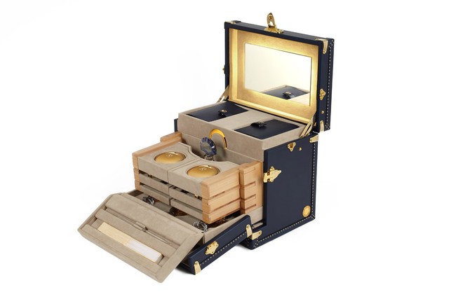 Moynat и Guerlain выпускают персональные бьюти-кейсы (фото 1)