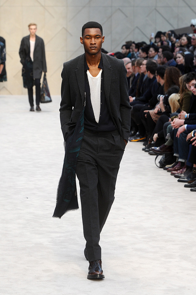 Обзор Buro24/7: Burberry Menswear, осень-зима 2014 (фото 5)